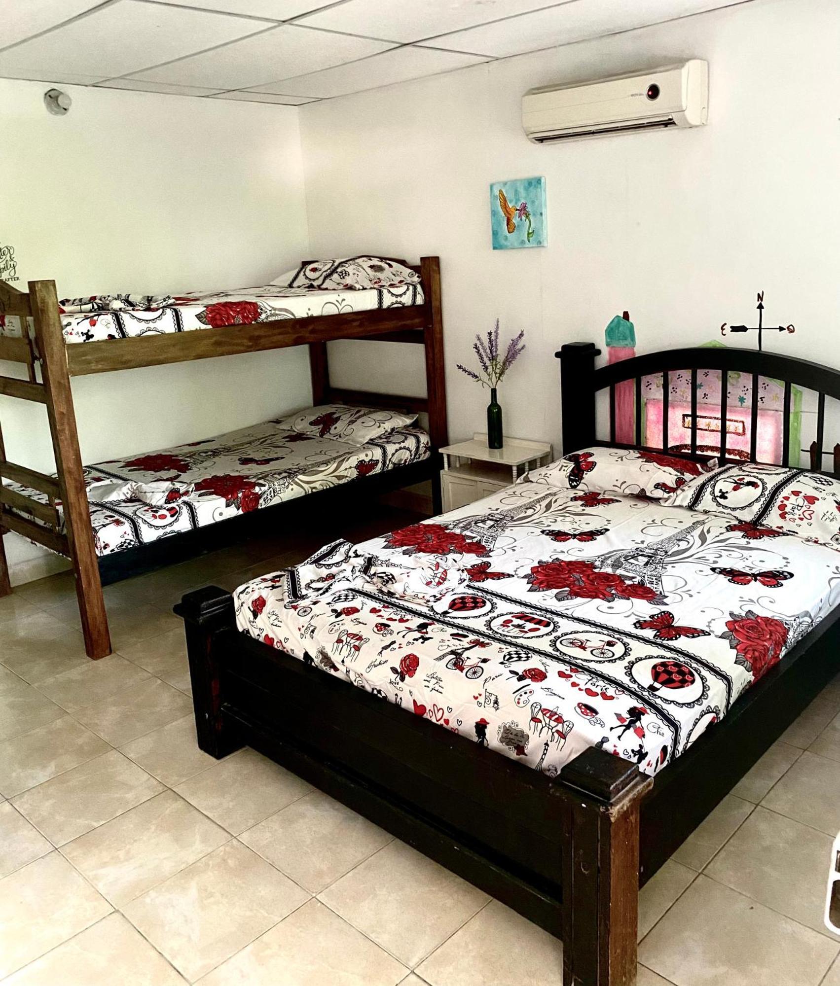 Pensión Casa Kaamu - El Rodadero Santa Marta (Magdalena)